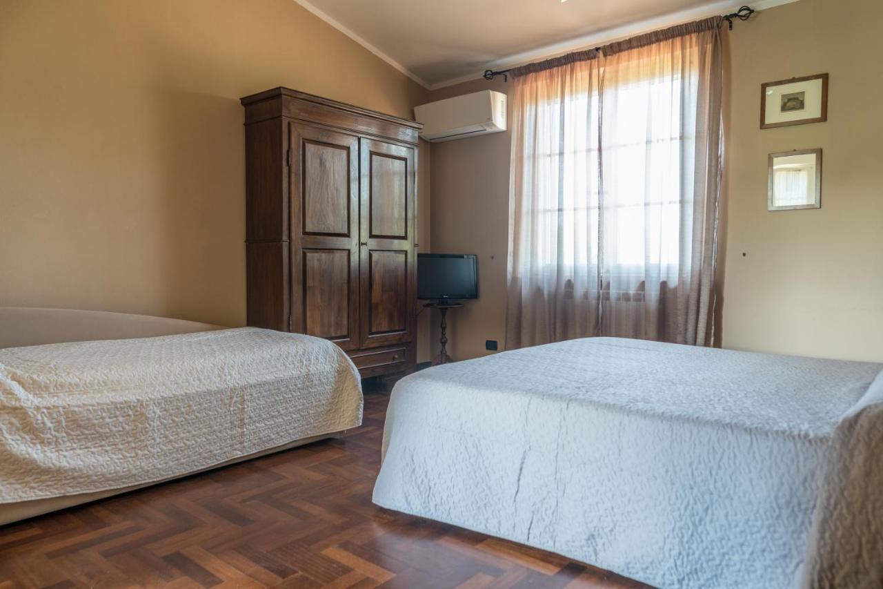 Locanda La Valle Кастельнуово-ди-Магра Экстерьер фото